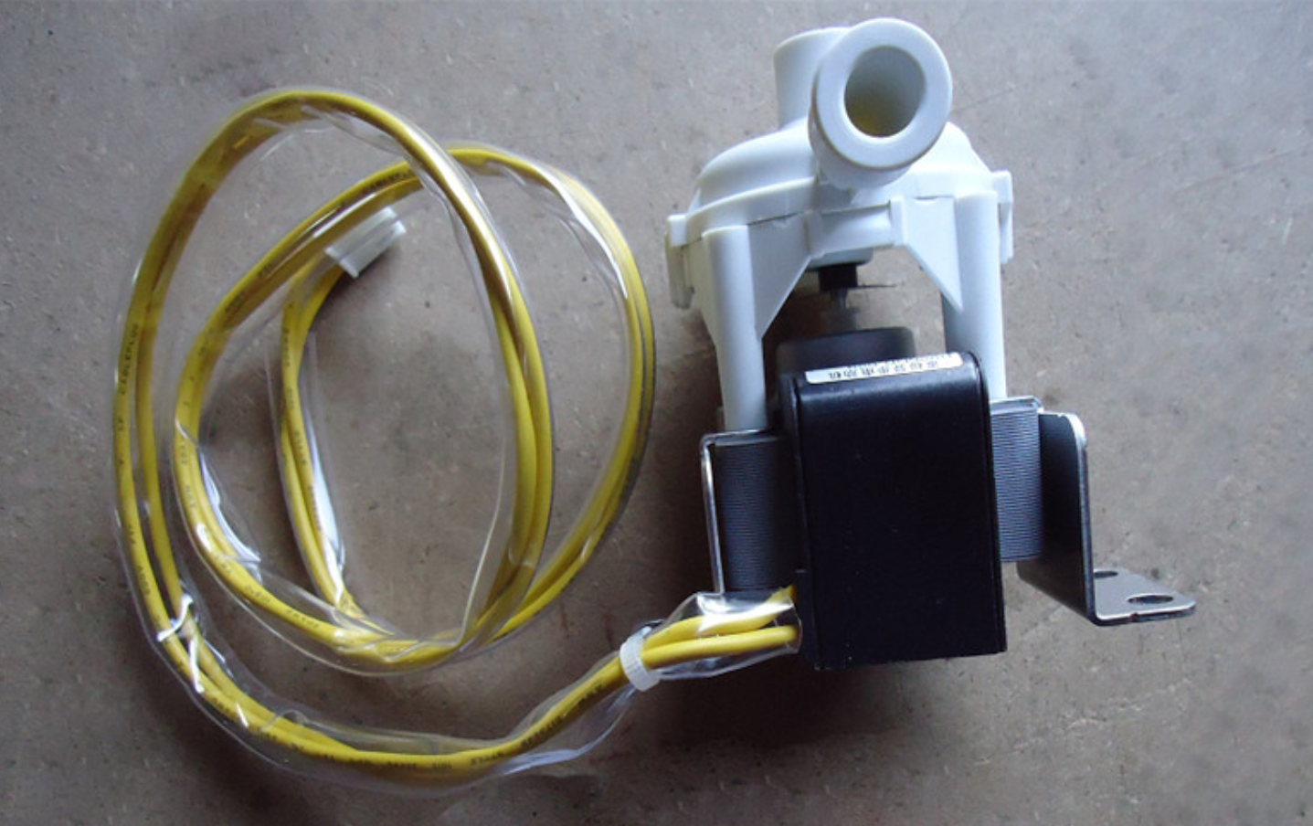 Daikin Drain Pump (PLD-12230DM-4) - 113345J