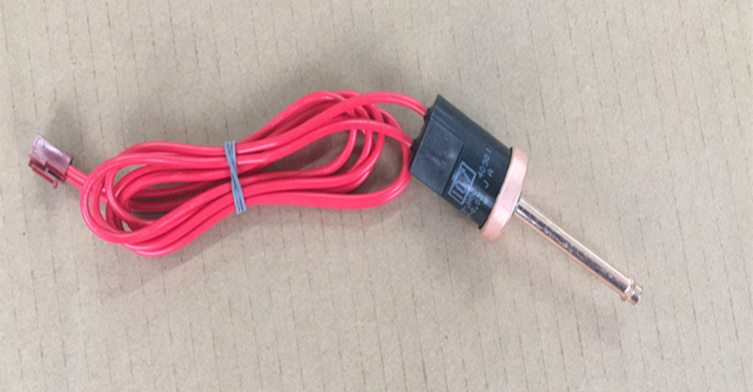 Daikin Low Pressure Stat / Switch - 073486J