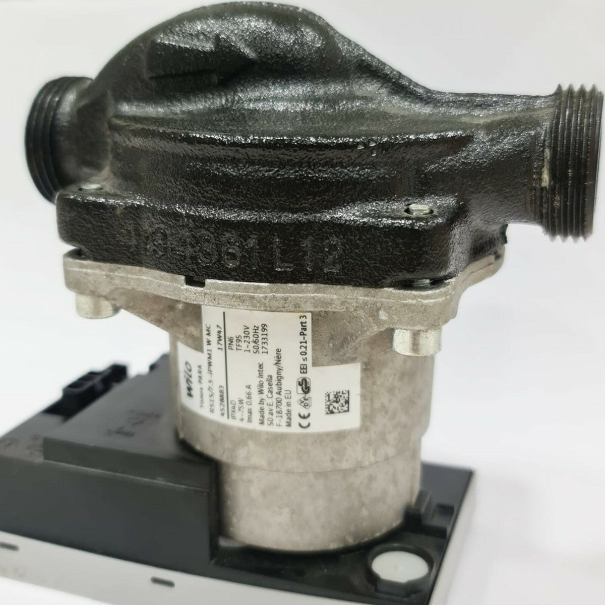 Hitachi Circulation Pump - E04837